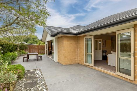 Photo of property in 14 Holbrook Way, Westmorland, Christchurch, 8025
