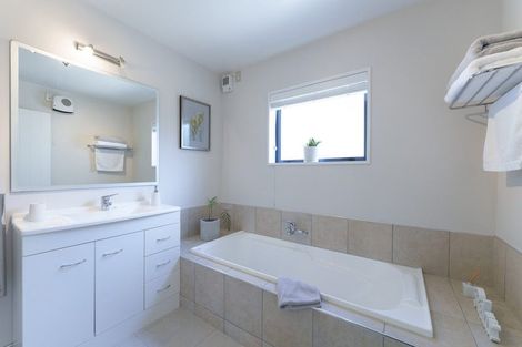 Photo of property in 323 Kennedys Bush Road, Kennedys Bush, Christchurch, 8025