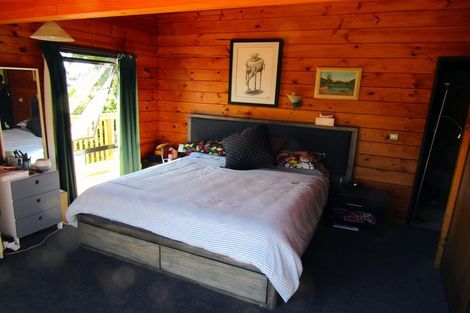 Photo of property in 22 Marina View Drive, West Harbour, Auckland, 0618