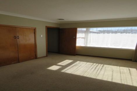 Photo of property in 2 Shortland Street, Lower Vogeltown, New Plymouth, 4310