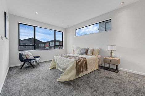 Photo of property in 12 Greenstead Close, Flat Bush, 2019
