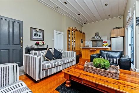 Photo of property in 17 Calliope Road, Devonport, Auckland, 0624