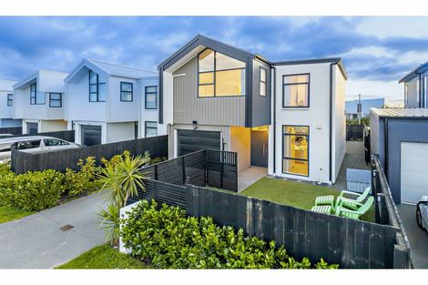 Photo of property in 49 Battalion Drive, Papakura, 2110