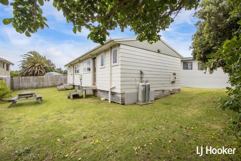 Photo of property in 62b Broadway Road, Waihi Beach, 3611