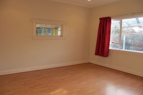 Photo of property in 2/15 Memorial Avenue, Ilam, Christchurch, 8053