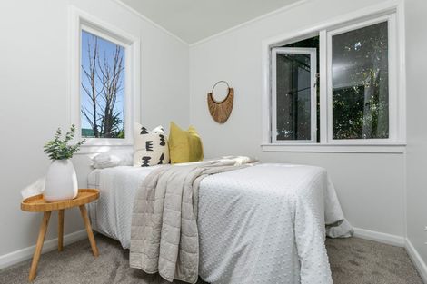 Photo of property in 117 Te Atatu Road, Te Atatu South, Auckland, 0610