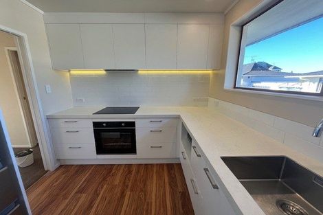 Photo of property in 1/354 Bucklands Beach Road, Bucklands Beach, Auckland, 2012