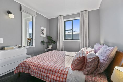 Photo of property in Tennyson Apartments, 13/25 Tennyson Street, Te Aro, Wellington, 6011