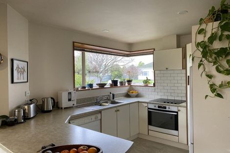 Photo of property in 35a Oxley Avenue, St Albans, Christchurch, 8014