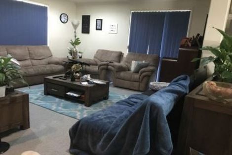 Photo of property in 2 Nobleman Place, Hamilton East, Hamilton, 3216