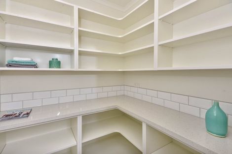 Photo of property in 20 Pommes Way, Silverdale, 0932