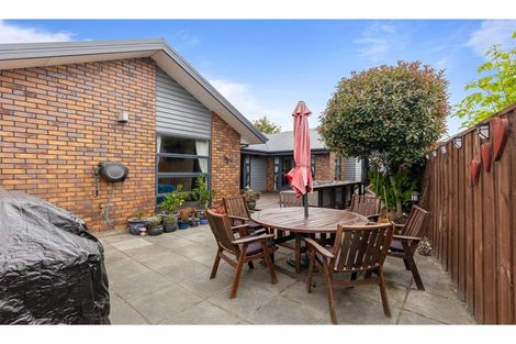 Photo of property in 10 Chesterfield Place, Rangiora, 7400