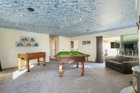 Photo of property in 88 Boord Crescent, Kumeu, 0891