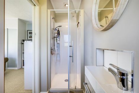 Photo of property in 47 Le Quesne Road, Bay View, Napier, 4104