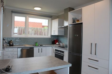 Photo of property in 92 Eglinton Road, Mornington, Dunedin, 9011