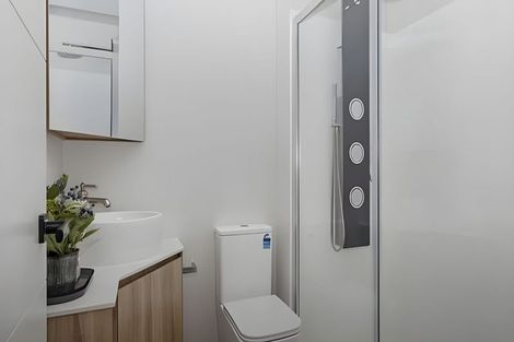 Photo of property in 2/26 Cameron Road, Hamilton East, Hamilton, 3216