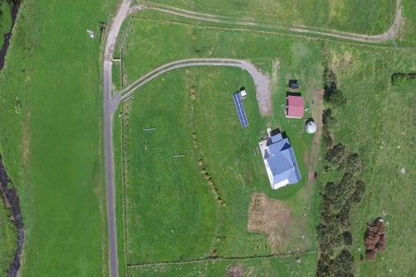 Photo of property in 210 Mirikau Road, Warea, New Plymouth, 4381