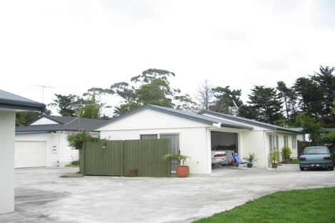 Photo of property in 76c Reelick Avenue, Pakuranga Heights, Auckland, 2010