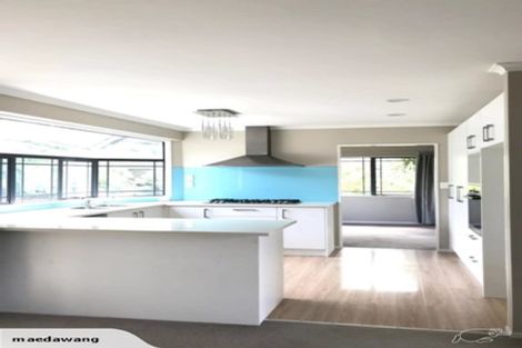 Photo of property in 113 Golfland Drive, Golflands, Auckland, 2013