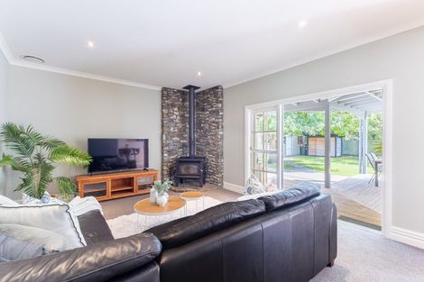 Photo of property in 43 Dale Road, Raumati South, Paraparaumu, 5032