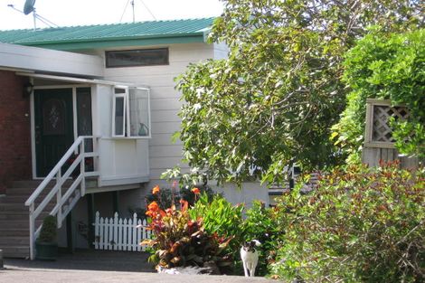 Photo of property in 2/5 Moorgreen Heights, Torbay, Auckland, 0630