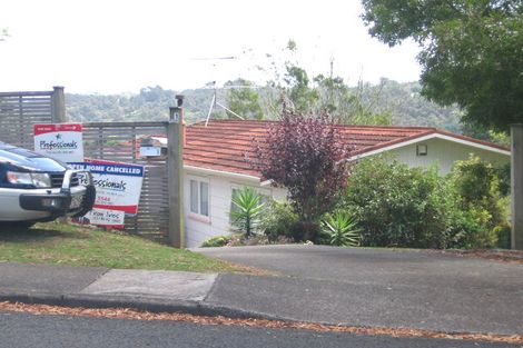 Photo of property in 1 Bryers Place, Bayview, Auckland, 0629