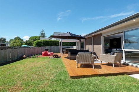 Photo of property in 50a Beachlands Road, Beachlands, Auckland, 2018