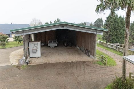 Photo of property in 800 Tuhikaramea Road, Ngahinapouri, Hamilton, 3290
