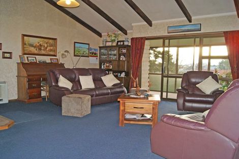 Photo of property in 5 Roseness Street, Palmerston, 9430