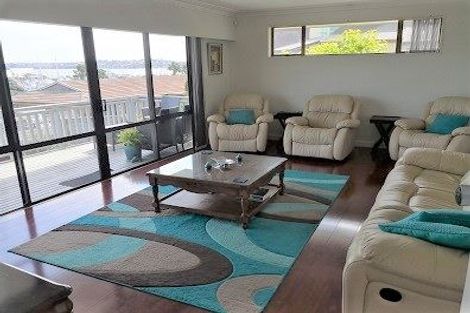 Photo of property in 91 Takutai Avenue, Half Moon Bay, Auckland, 2012