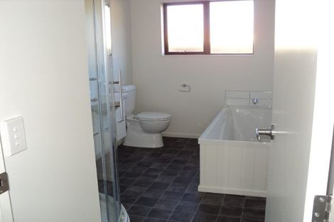 Photo of property in 32 Moonsail Drive, Whitby, Porirua, 5024