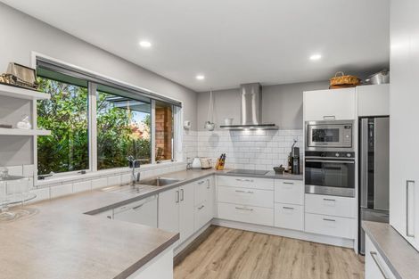 Photo of property in 32 Ti Rakau Drive, Woolston, Christchurch, 8023