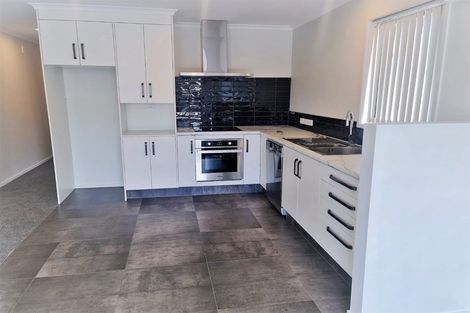 Photo of property in 10 Pense Place, Papamoa, 3118