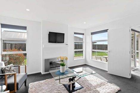 Photo of property in 32 Sutherland Drive, Kaiapoi, 7630