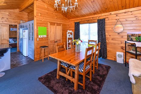 Photo of property in 31 Hadley Wood Drive, Wattle Downs, Auckland, 2103