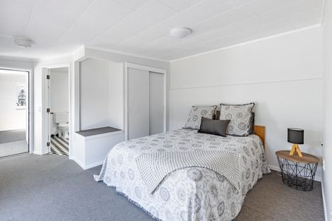 Photo of property in 84 Whiteley Street, Moturoa, New Plymouth, 4310