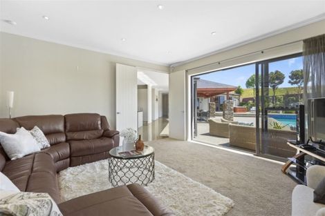 Photo of property in 332a Karaka Road, Karaka, Drury, 2578