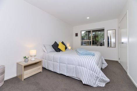 Photo of property in 57b Rangeview Road, Sunnyvale, Auckland, 0612