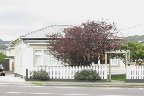 Photo of property in 156 Kings Crescent, Hutt Central, Lower Hutt, 5010