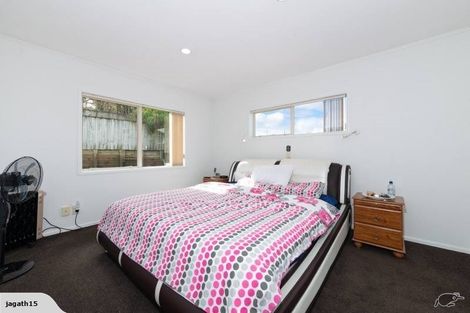 Photo of property in 25c Buscomb Avenue, Henderson, Auckland, 0610