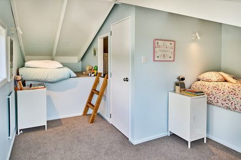 Photo of property in 122 Muri Road, Pukerua Bay, 5026