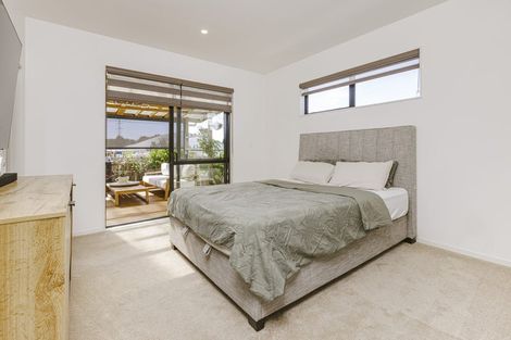 Photo of property in 8 Rapoi Lane, Karaka, Papakura, 2113