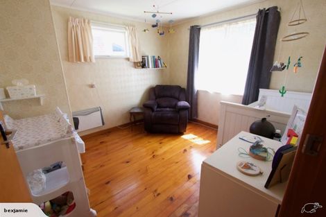 Photo of property in 34 Pembroke Street, Westown, New Plymouth, 4310