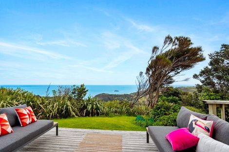 Photo of property in 66 Constable Road, Muriwai, Waimauku, 0881