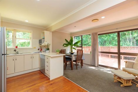 Photo of property in 29 Kahikatea Grove, Paparangi, Wellington, 6037