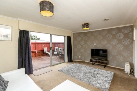 Photo of property in 181 Seaview Road, Westown, New Plymouth, 4310