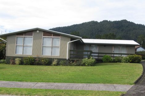 Photo of property in 13 Jubilee Drive, Pauanui, Hikuai, 3579