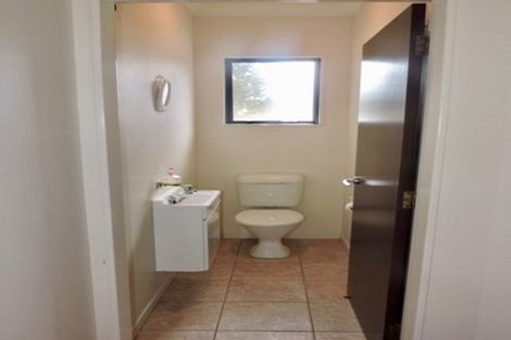 Photo of property in 5/5 Court Road, Tawa, Wellington, 5028