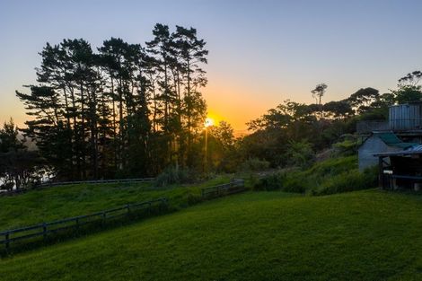 Photo of property in 23 James Paige Lane, Riverhead, Albany, 0793