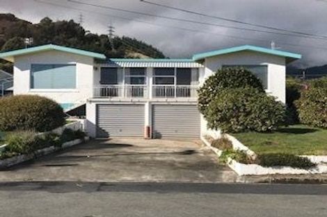 Photo of property in 9 Hilliard Street, Stoke, Nelson, 7011